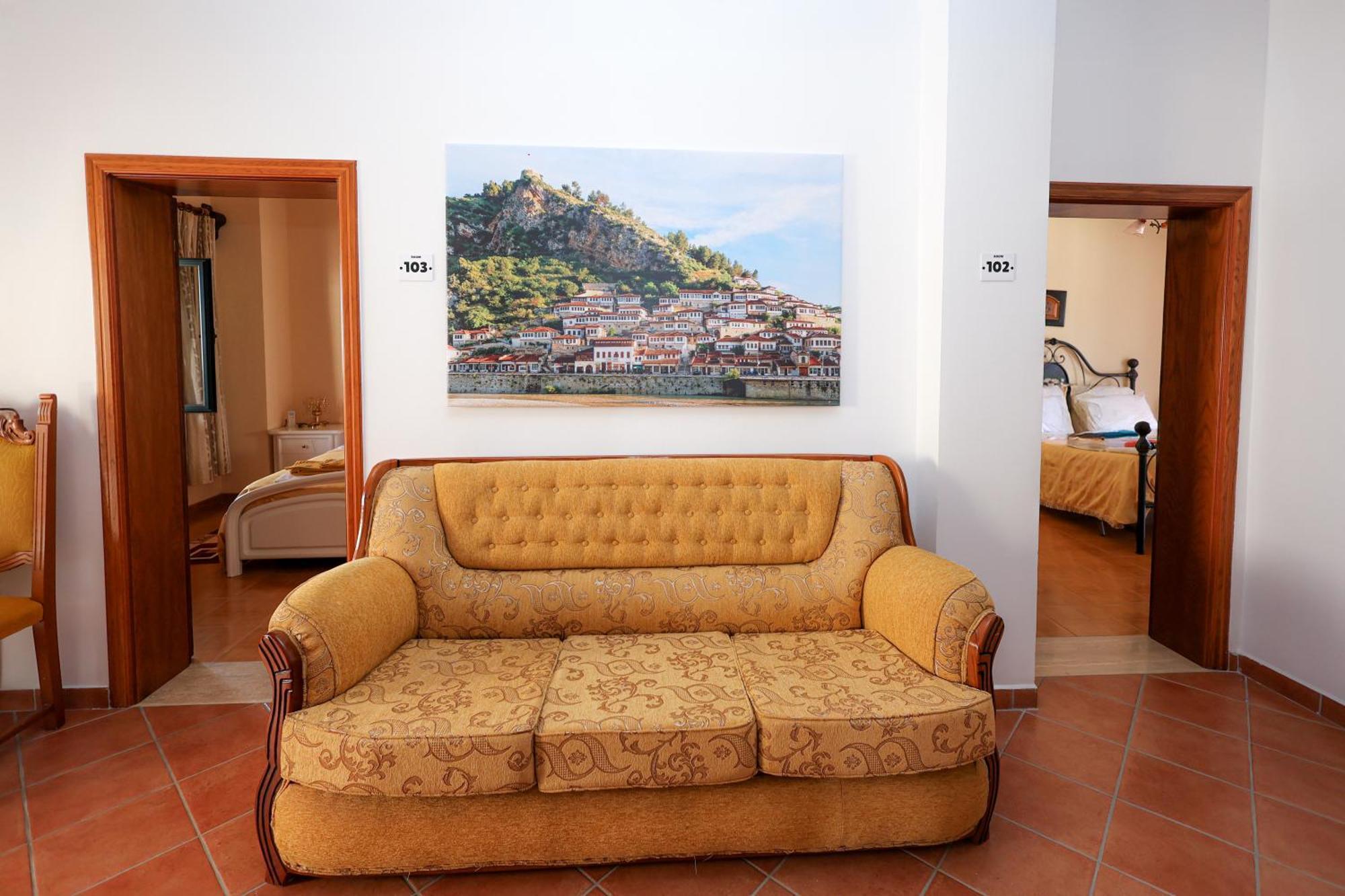 Casa La Pieve Bed & Breakfast Берат Екстериор снимка