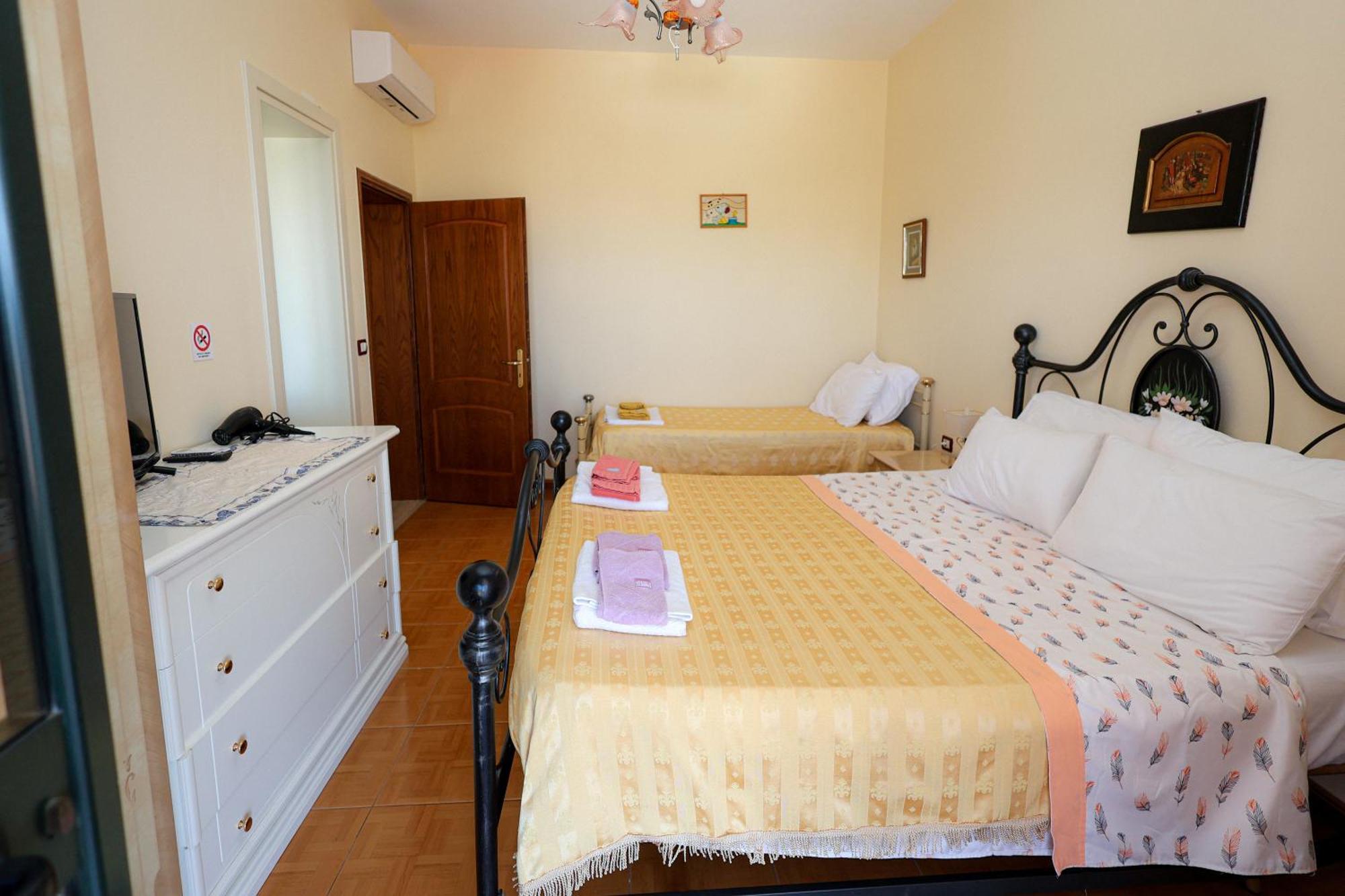 Casa La Pieve Bed & Breakfast Берат Екстериор снимка