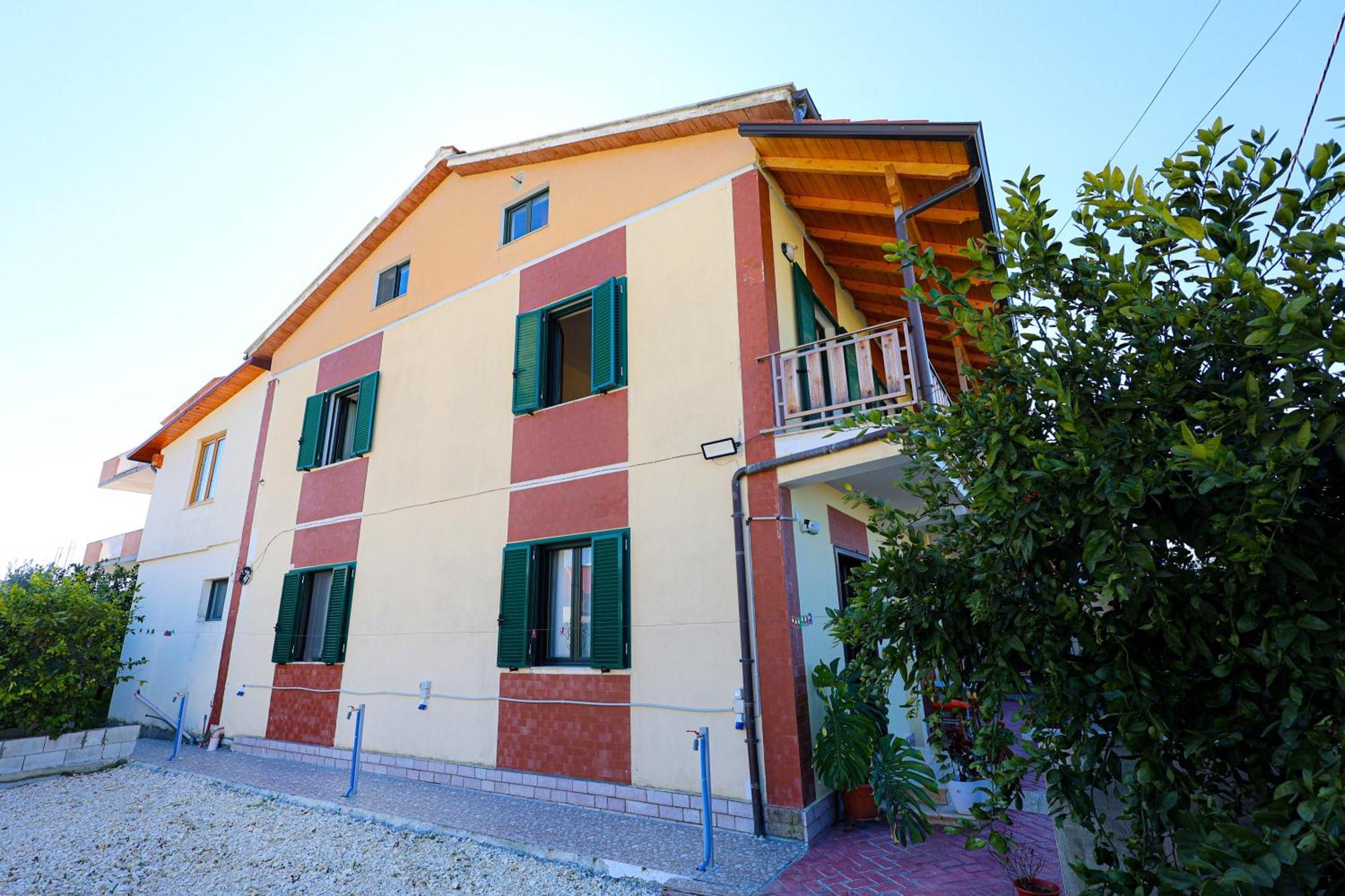 Casa La Pieve Bed & Breakfast Берат Екстериор снимка