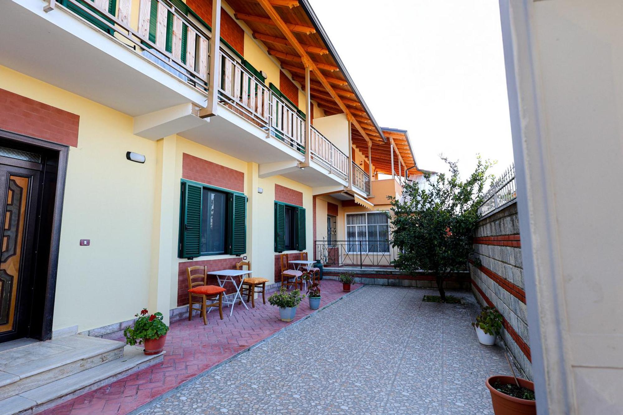 Casa La Pieve Bed & Breakfast Берат Екстериор снимка