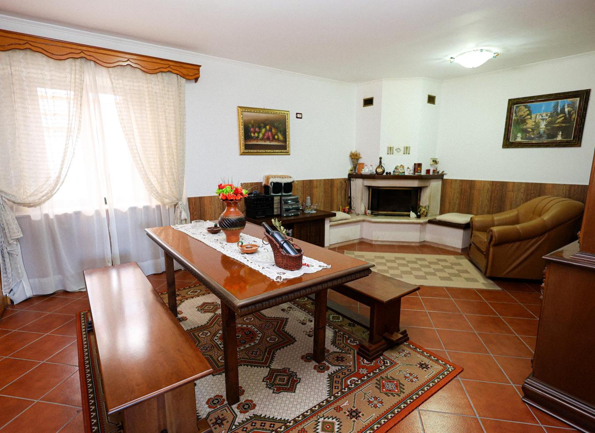 Casa La Pieve Bed & Breakfast Берат Екстериор снимка